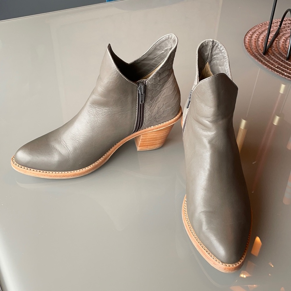 Poppy Barley “The Two Point Five” ankle boot